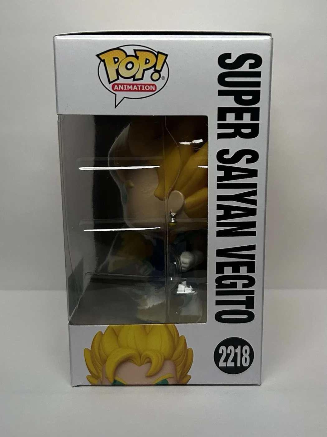 Funko Pop! Dragon Ball Z: Super Saiyan Vegito #2218 Glow Chase + Protector